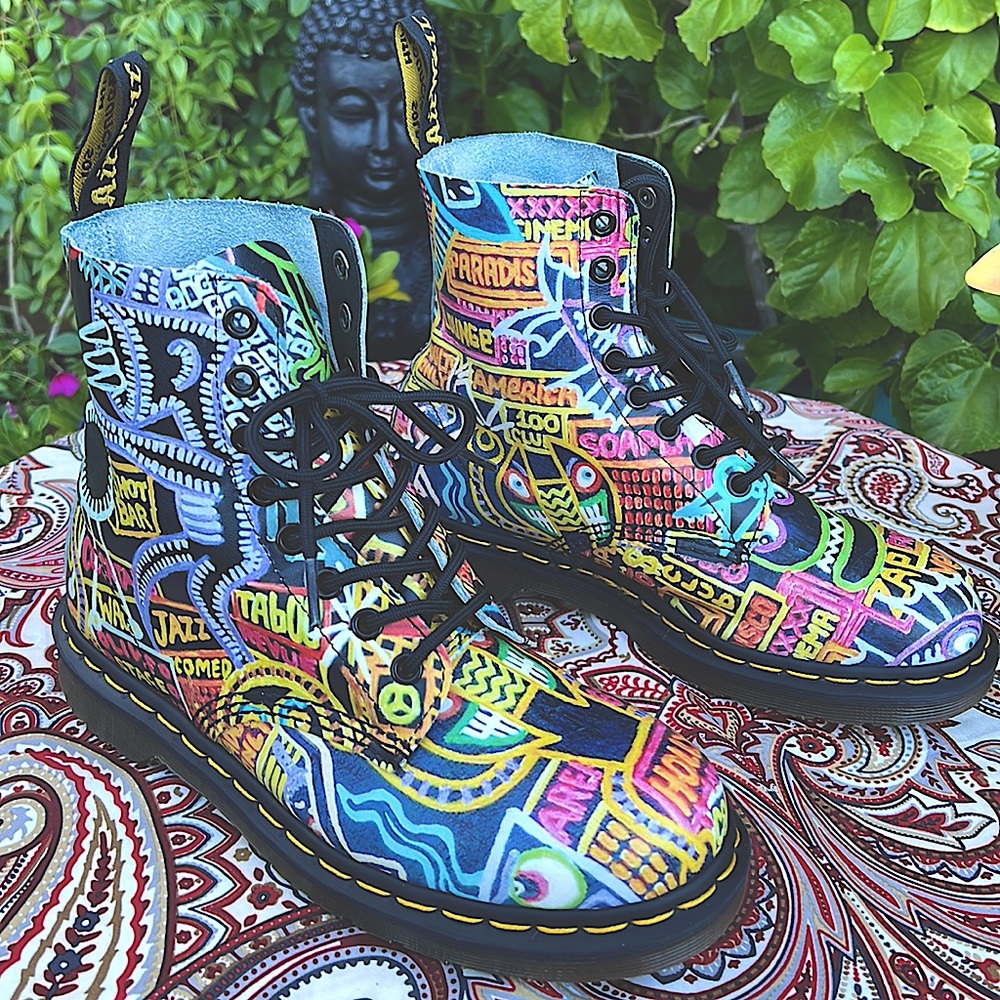 Dr. Martens x Mark Wigan KABOOM GRAFFITI Pascal Boots - Picture 14 of 17